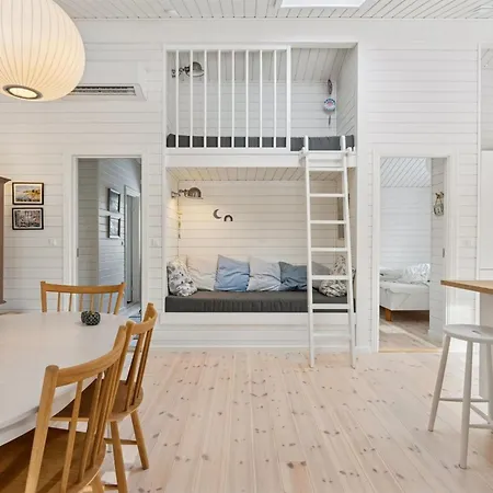 Holiday home Hoat - 250m From The Sea By Interhome