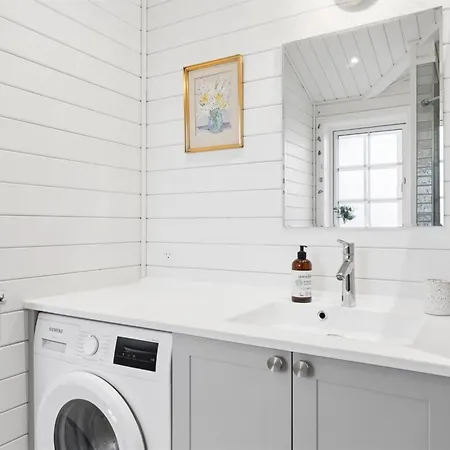 Hoat - 250m From The Sea By Interhome